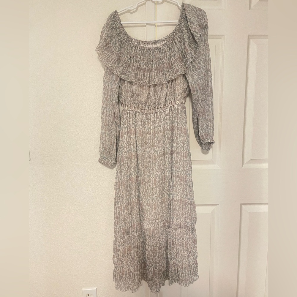 Floral Ruffle Off-Shoulder Maxi Dress - Light Gray/Pink